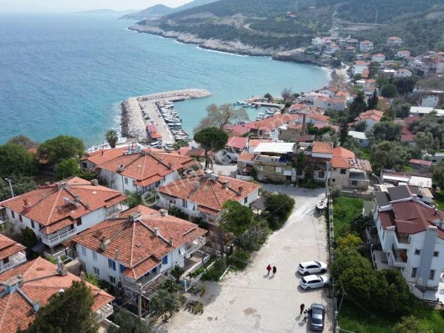 Karaburun, İzmir içerisinde satılık Villa