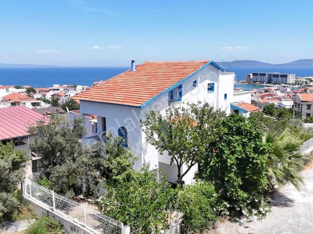 Karaburun, İzmir içerisinde satılık Villa
