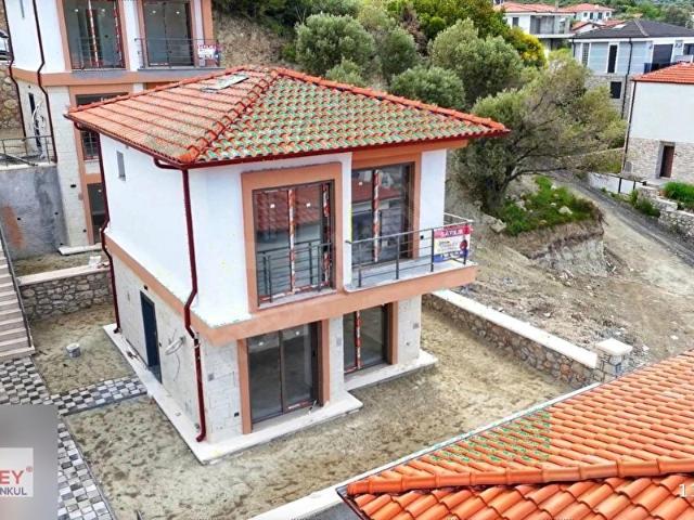 Karaburun, İzmir içerisinde satılık Villa