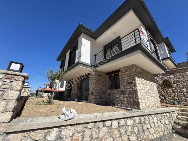 Saip Mahallesi, Karaburun içerisinde satılık Villa