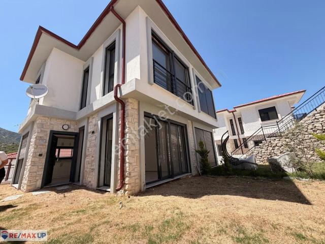 Karaburun, İzmir içerisinde kiralık Villa