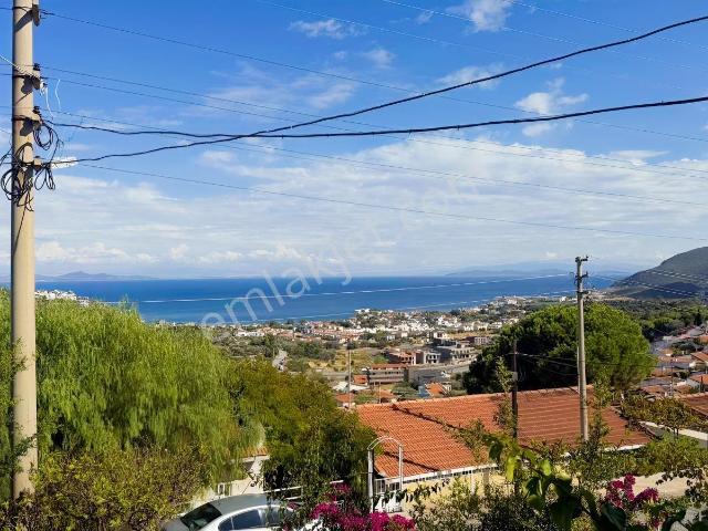 İskele Mahallesi, Karaburun içerisinde satılık Villa