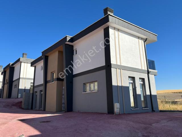 Yenimahalle, Ankara içerisinde satılık Villa
