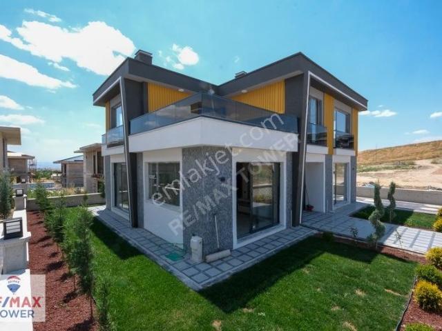 Yenimahalle, Ankara içerisinde satılık Villa