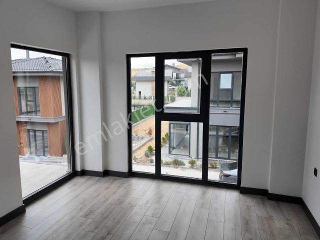 Yenimahalle, Ankara içerisinde satılık Villa