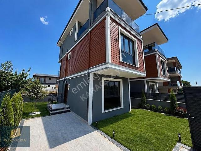 Marmaraereğlisi, Tekirdağ içerisinde satılık Villa