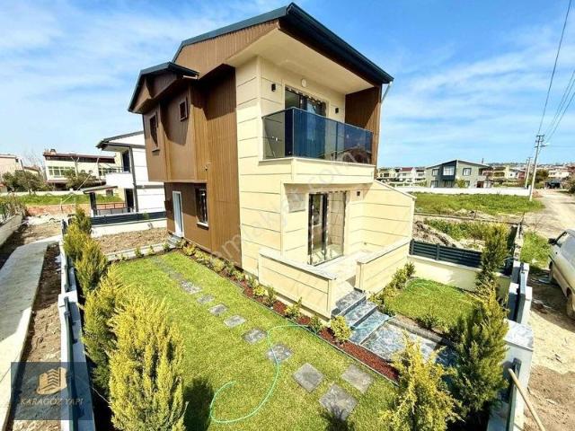 Yeniçiftlik Mahallesi, Marmaraereğlisi içerisinde satılık Villa
