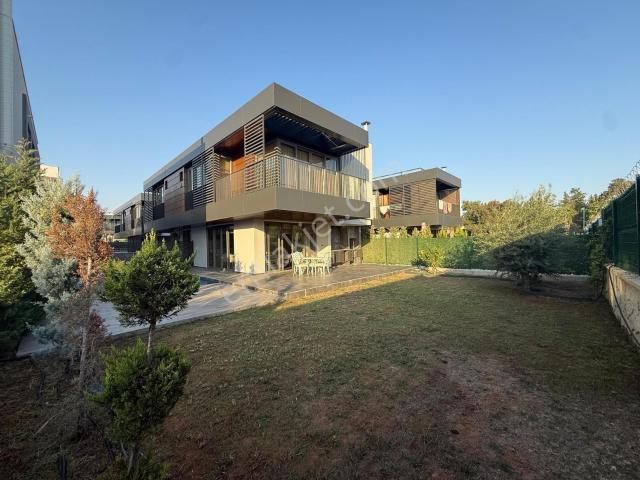 Karahan, Çukurova içerisinde kiralık Villa