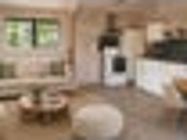 Apartment for rent in Franklin, Awhitu