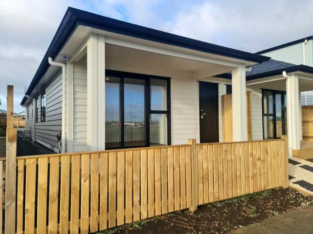 House for rent in Awhitu