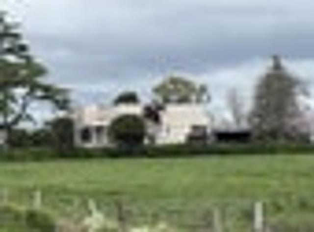 House for rent in Awhitu, Oroua County