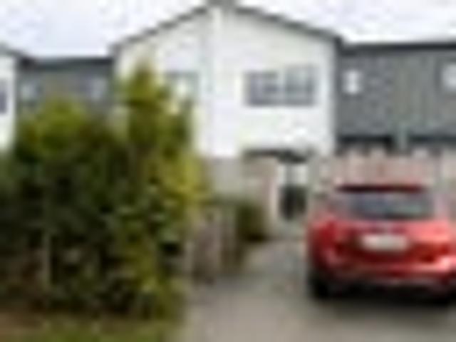 Townhouse for rent in Papakura, Oroua County