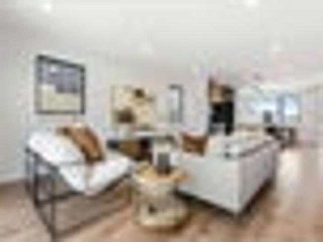 Townhouse for rent in Awhitu