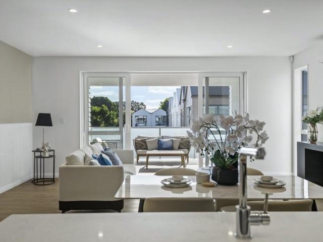 House for rent in Awhitu, Oroua County