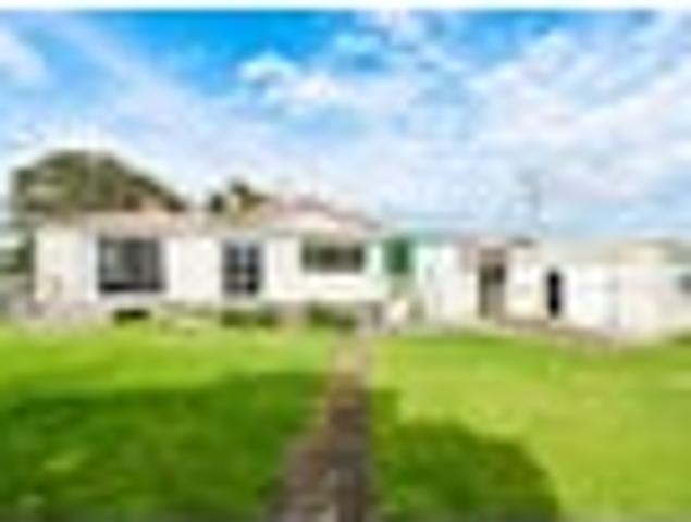 House for rent in Awhitu, Oroua County