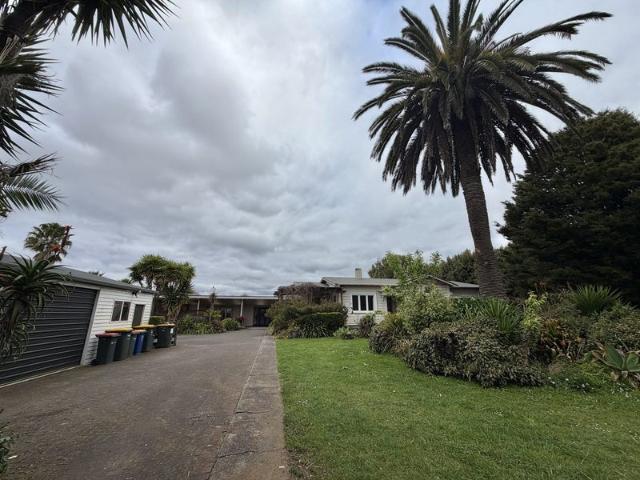 House for rent in Awhitu, Oroua County