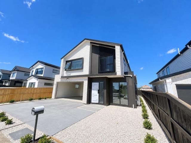 House for rent in Hayfield Park, Papakura