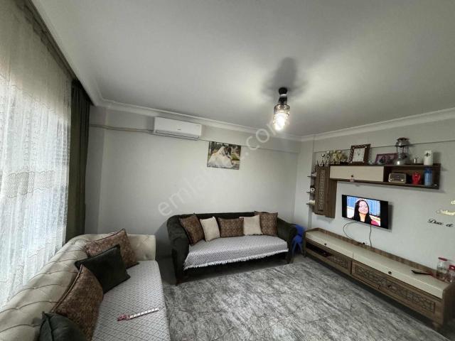 Akhisar, Manisa içerisinde satılık mülk