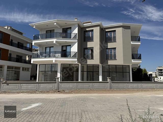 Akhisar, Manisa içerisinde satılık Dükkan