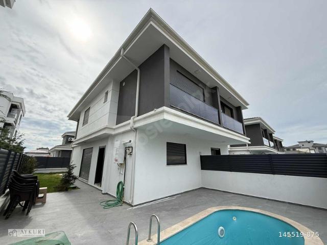 Camikebir Mahallesi, Seferihisar içerisinde satılık Villa