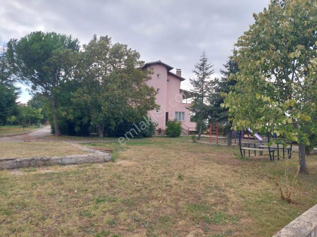 Kurşunluk, Uşak Merkez içerisinde satılık Villa