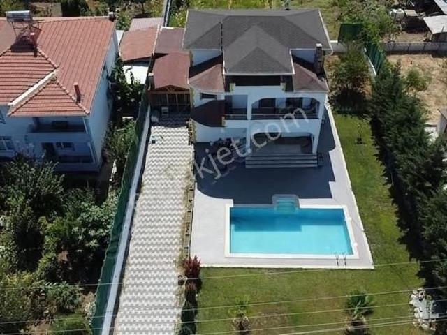 Gönen, Balikesir içerisinde satılık Villa