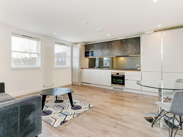 Apartment for rent in St. George in the East, Greater London