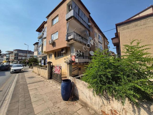 Merkezefendi Mahallesi, Merkezefendi içerisinde satılık mülk