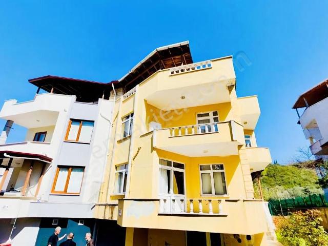 Karamürsel, Kocaeli içerisinde satılık Villa