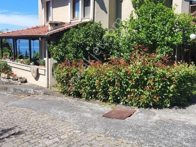 Karamürsel, Kocaeli içerisinde kiralık Villa