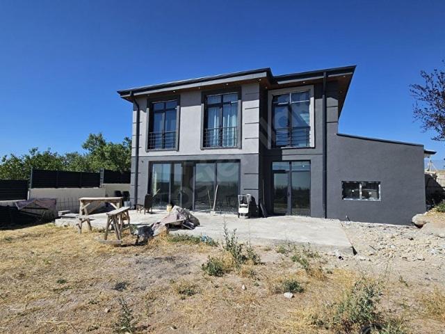 Gölbaşi, Ankara içerisinde satılık Villa