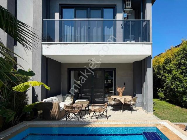 Kuşadasi, Aydin içerisinde satılık Villa