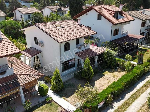 Kuşadasi, Aydin içerisinde satılık Villa