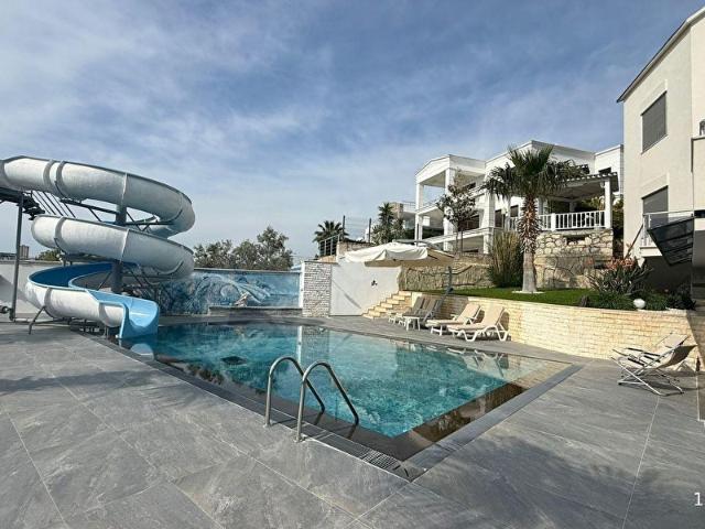 Kuşadasi, Aydin içerisinde satılık Villa