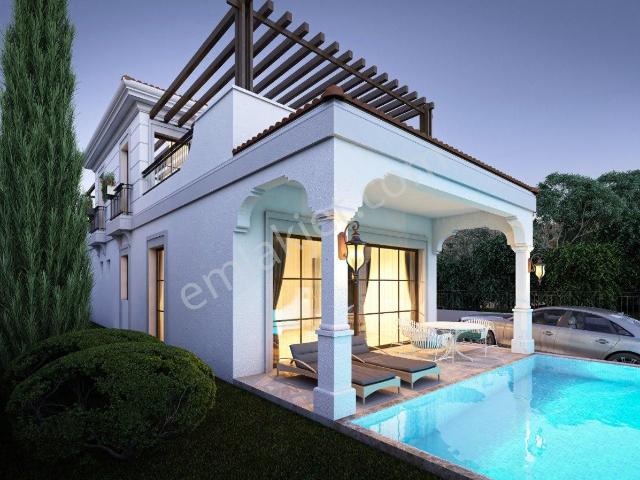 Kuşadasi, Aydin içerisinde satılık Villa