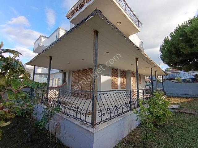 Kuşadasi, Aydin içerisinde satılık Villa