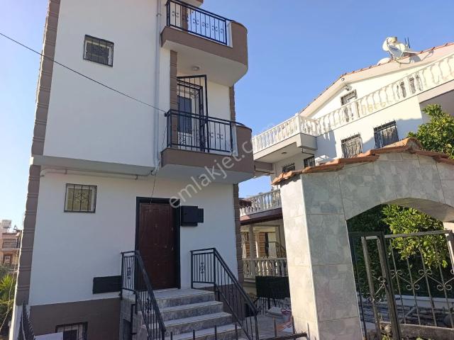 Kuşadasi, Aydin içerisinde kiralık Villa