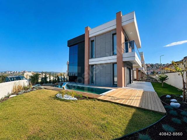 Kuşadasi, Aydin içerisinde satılık Villa