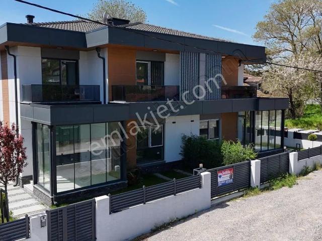 Adapazari, Sakarya içerisinde satılık Villa