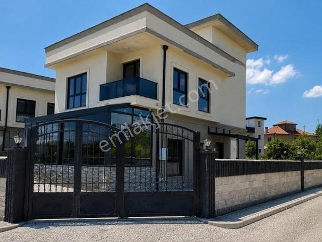 Adapazari, Sakarya içerisinde kiralık Villa