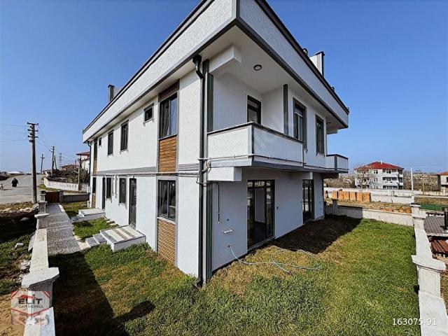 Karasu, Sakarya içerisinde satılık Villa