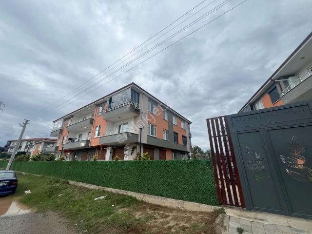 Aziziye Mahallesi, Karasu içerisinde kiralık mülk