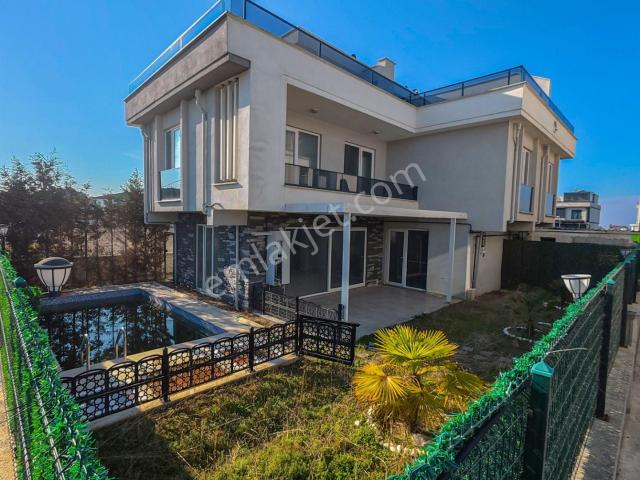 Karasu, Sakarya içerisinde satılık Villa