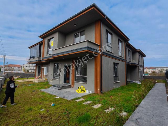 Karasu, Sakarya içerisinde satılık Villa