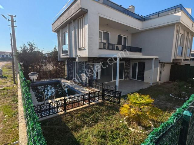 Karasu, Sakarya içerisinde satılık Villa