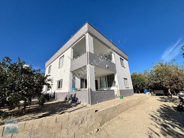 Karataş içerisinde satılık Villa