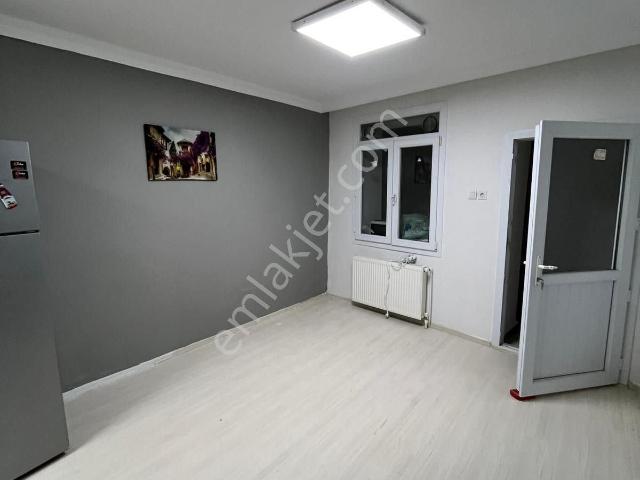 Konak, İzmir içerisinde satılık mülk