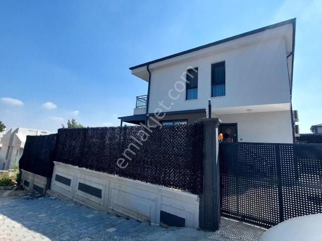 Sariçam, Adana içerisinde satılık Villa