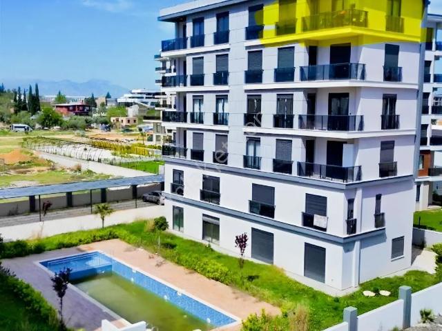 Aksu, Antalya içerisinde satılık mülk