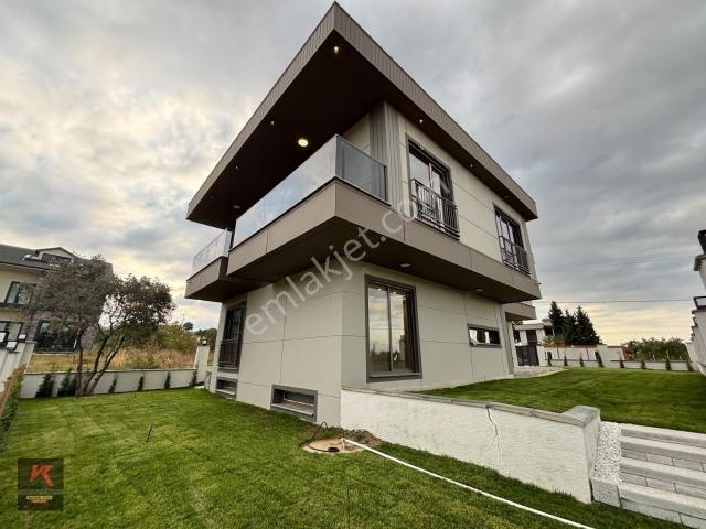 Kaytazdere, Altınova içerisinde satılık Villa